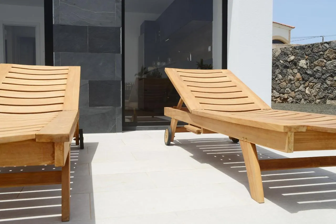 Duna Colorada La Oliva Villa